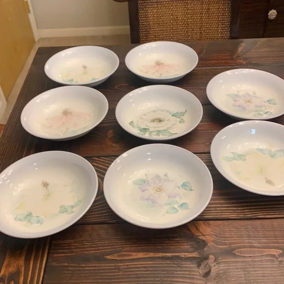Portmeirion The seasons Collection Salad Bowls - Picture 1 of 7